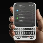 Keyboard Fisik Kembali Relevan melalui Clicks Communicator