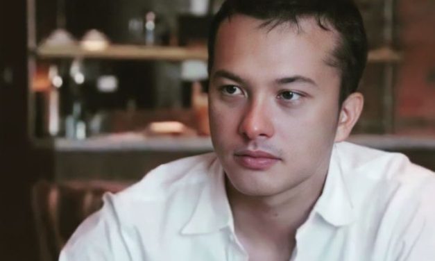 Bukan Sekadar Liburan: Seruan Nicholas Saputra untuk Menyelamatkan Masa Depan Pariwisata Dunia