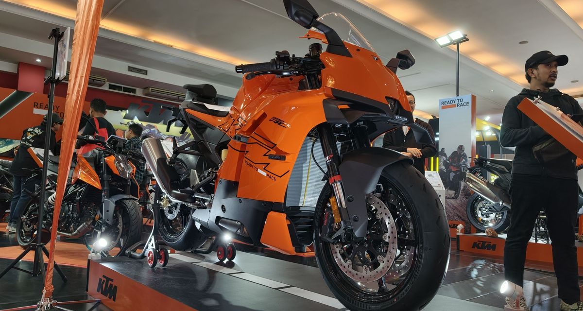 KTM RC 990 R Hadir di Indonesia Unit Eksklusif di IIMS 2026