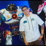 Peran Bimoky Karakter Robot Batik dalam Film Pelangi di Mars