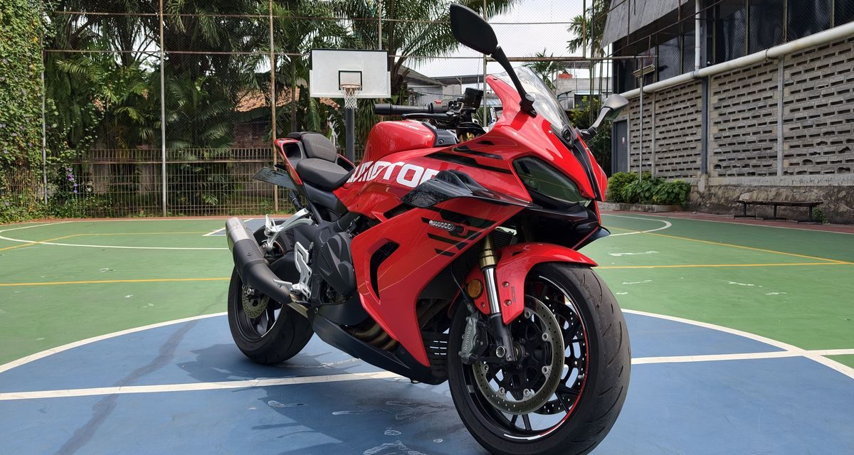 QJMotor SRK 800 RR: Moge Sport Performa Maksimal Teknologi
