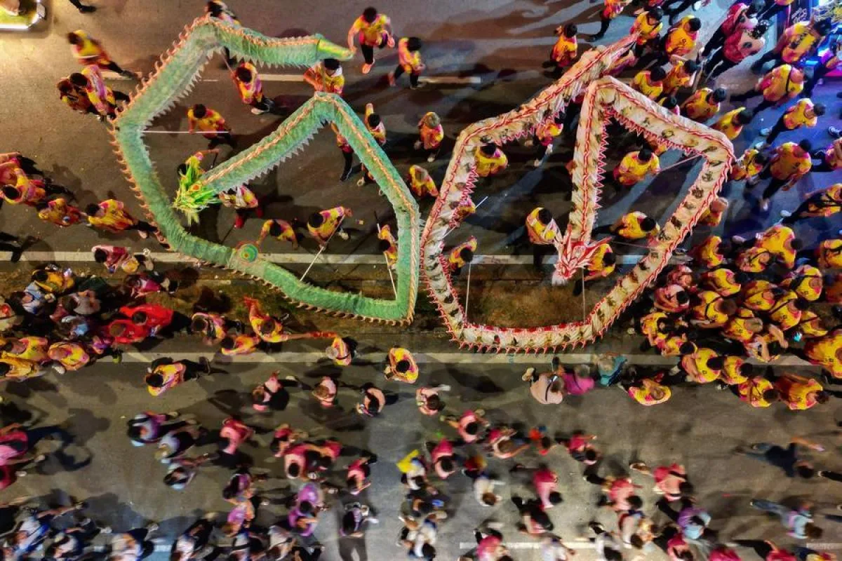 Prosesi Kuil Tradisional