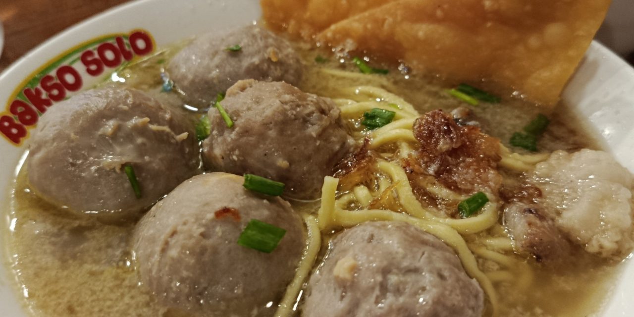 Kuliner Bakso Modern di Alam Sutera: Inovasi Rasa Konsistensi