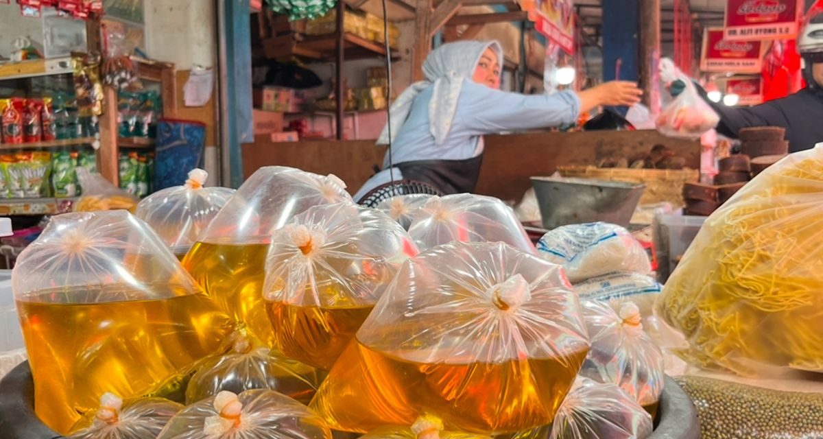 Kenaikan Harga Minyak Goreng Dampak Kebijakan Biodiesel B50