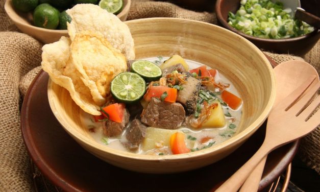 Resep Soto Daging Kuah Bening, Gurih, Sehat, dan Mudah Dibuat