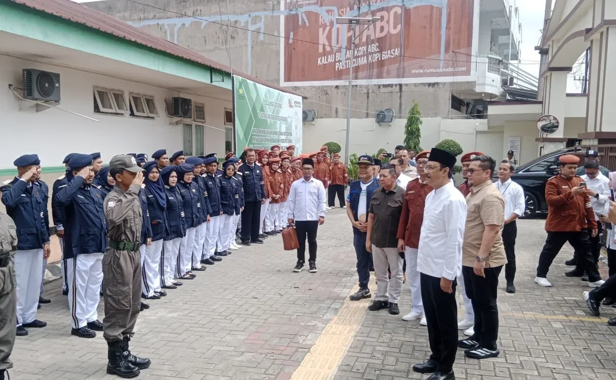 Menteri Sosial