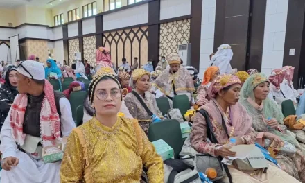 Kloter 9 Haji Debarkasi Makassar Tiba Lengkap Layanan Jamaah