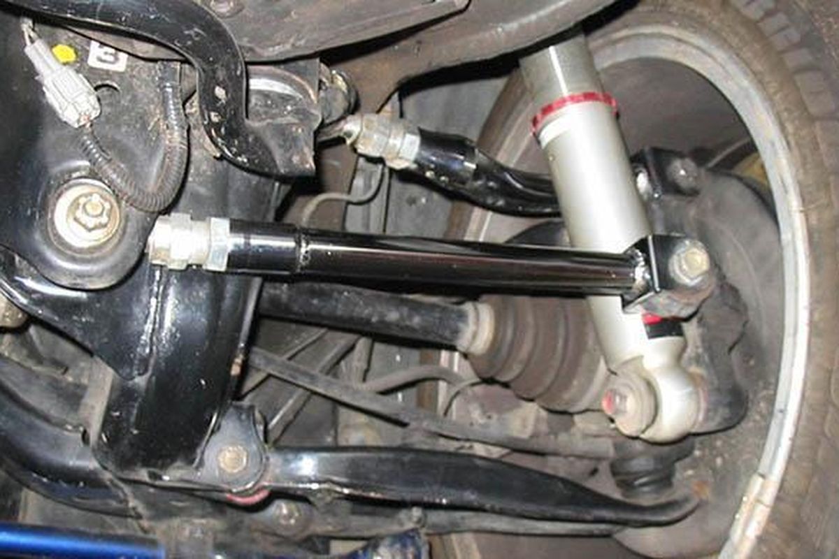 Suspensi Mobil Bermasalah