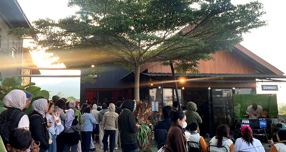 Punk Potatoes Kota Batu, Kafe Unik dengan Sunrise yang Memikat