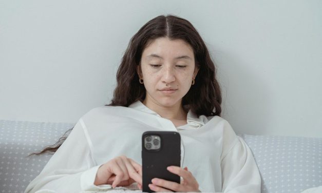Kebiasaan Sepele yang Bisa Merusak Kesehatan Jika Terus Dilakukan