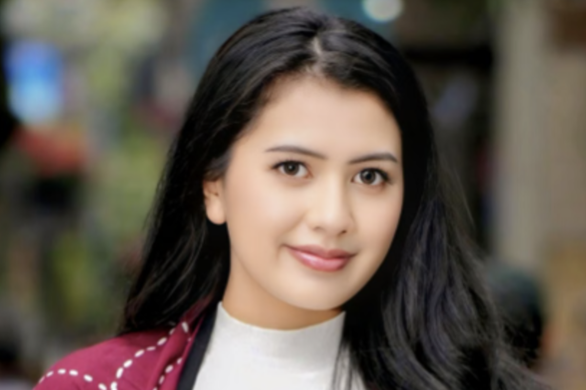 model rambut untuk wajah oval
