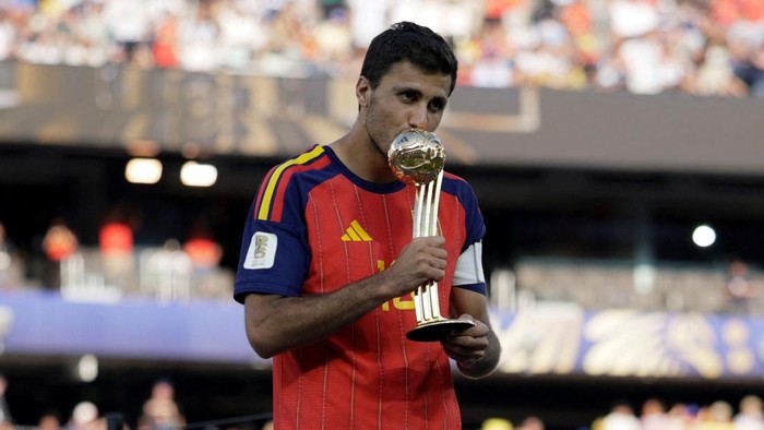 Barcelona Incar Rodri, Manchester City Tegaskan Sang Gelandang Tetap Bertahan