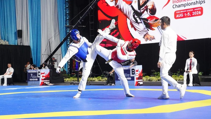 Muhammad Raihan Fadila meraih medali emas kelas kyorugi putra -80 kg pada Asian Taekwondo Indonesia Open Championships 2026 di Jakarta.